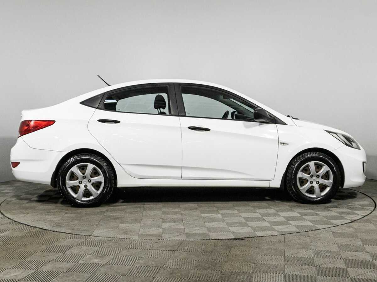 Купить Hyundai Solaris, 2014, 108 083 км.. Фото: #3