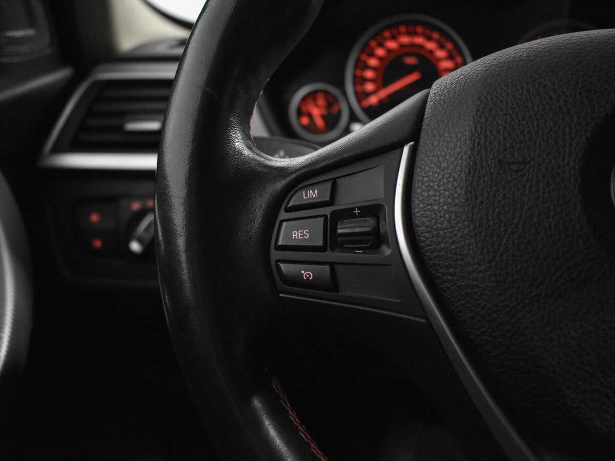 Купить BMW 3 серии, 2017, 111 205 км.. Фото: #18