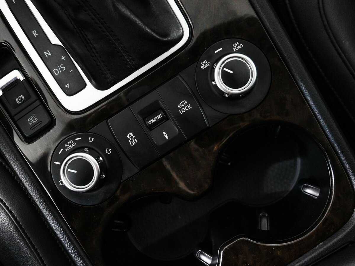 Купить Volkswagen Touareg, 2012, 138 765 км.. Фото: #11