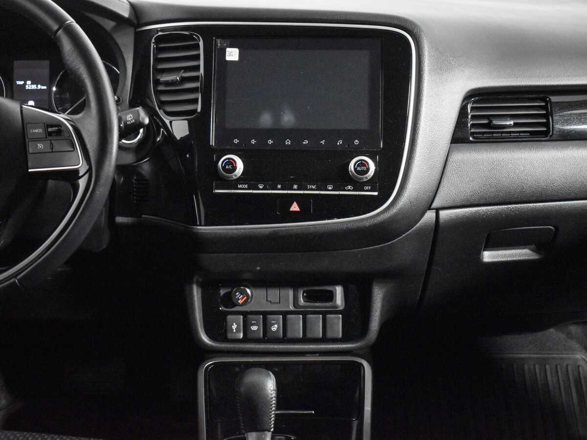 Купить Mitsubishi Outlander, 2021, 36 408 км.. Фото: #14