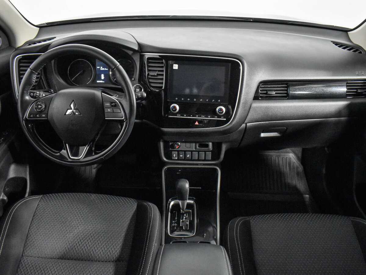 Купить Mitsubishi Outlander, 2021, 36 408 км.. Фото: #15
