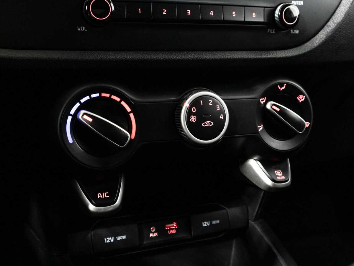 Купить Kia Rio, 2017, 42 000 км.. Фото: #15