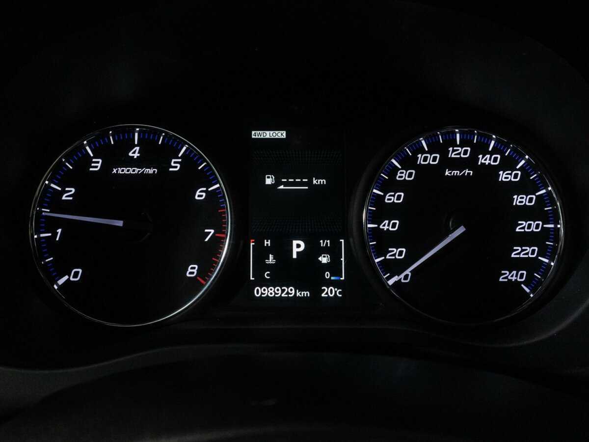 Купить Mitsubishi Outlander, 2015, 98 833 км.. Фото: #11