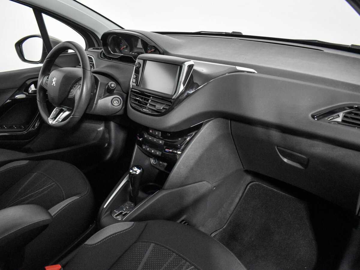 Купить Peugeot 208, 2014, 68 000 км.. Фото: #12