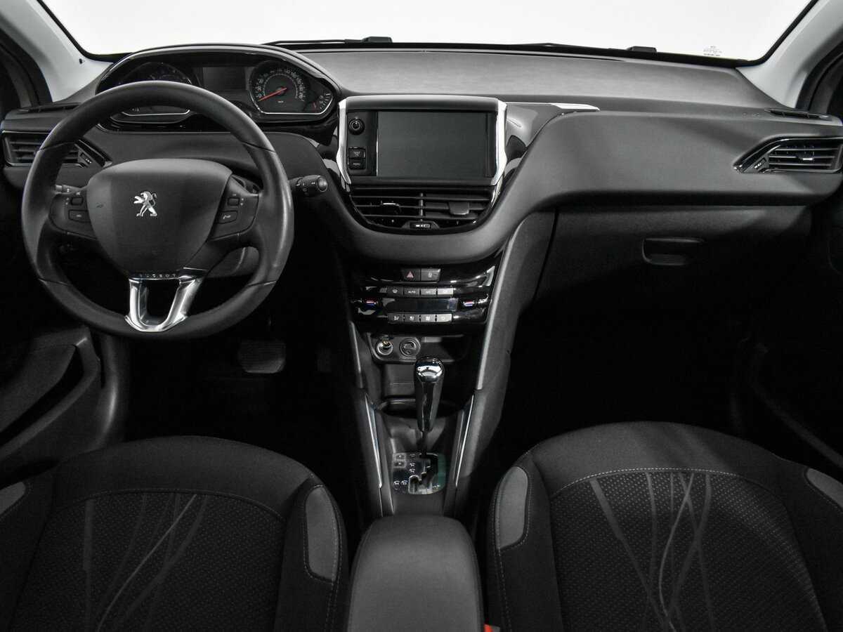 Купить Peugeot 208, 2014, 68 000 км.. Фото: #14