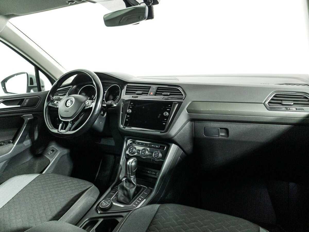 Купить Volkswagen Tiguan, 2018, 115 369 км.. Фото: #8