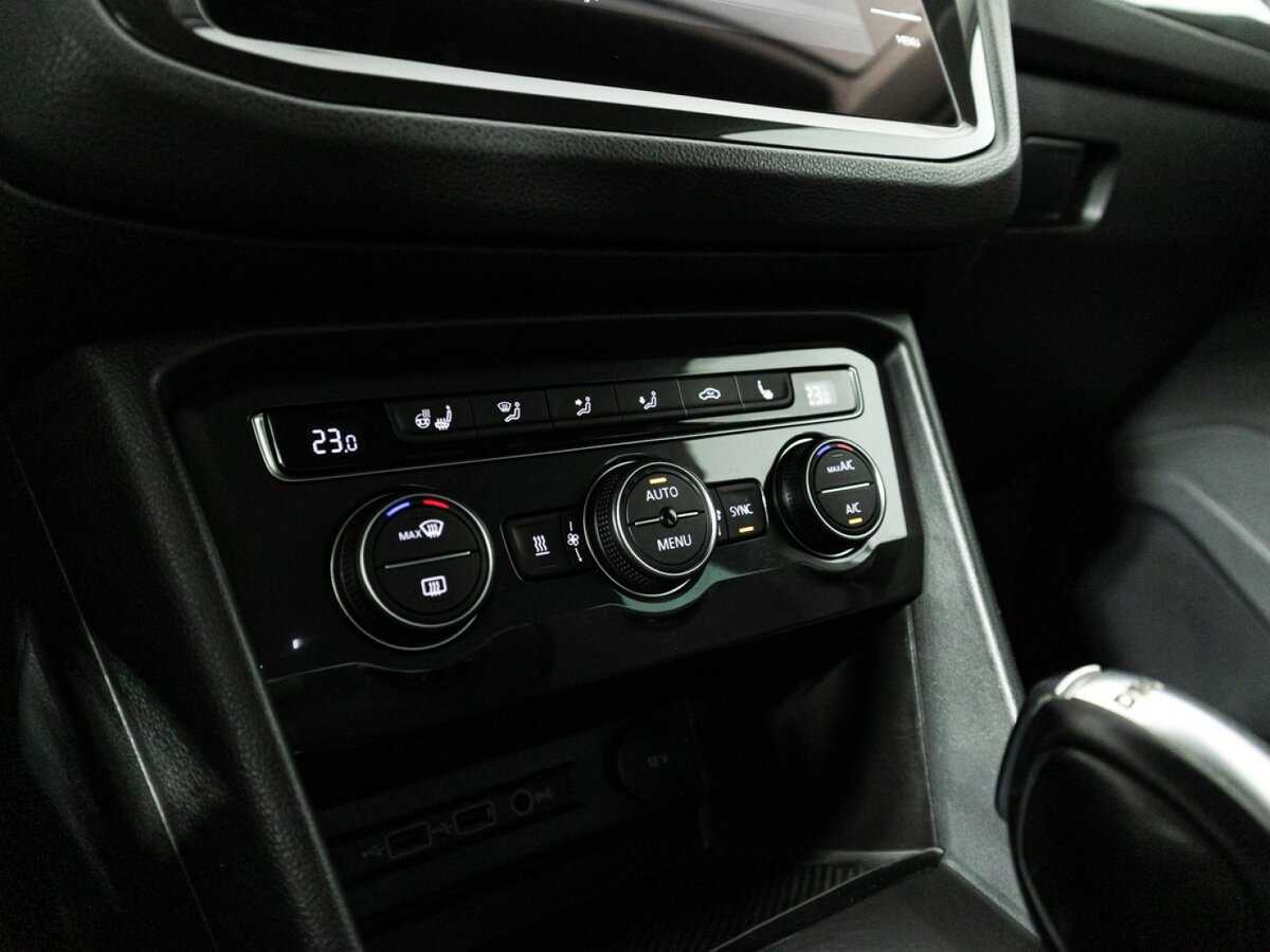 Купить Volkswagen Tiguan, 2018, 115 369 км.. Фото: #18