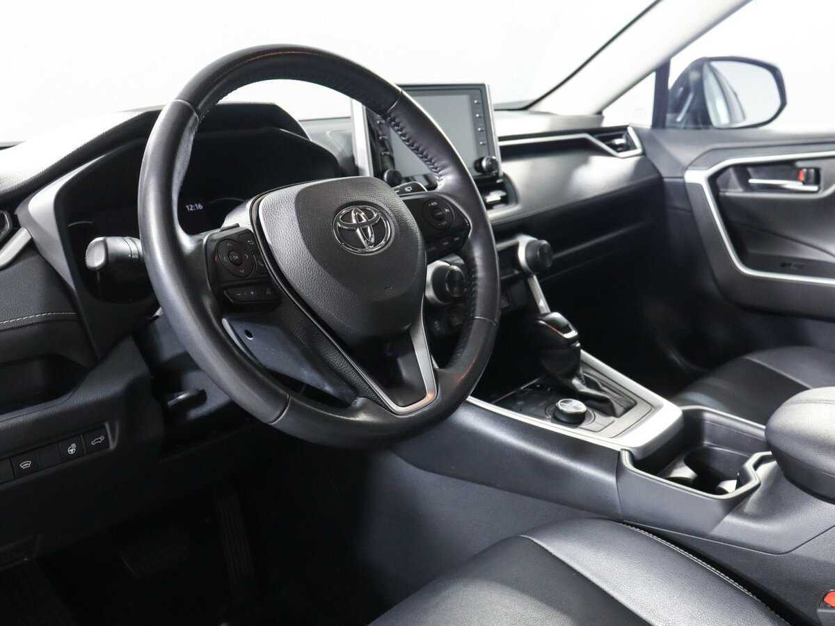 Купить Toyota RAV4, 2021, 68 235 км.. Фото: #10