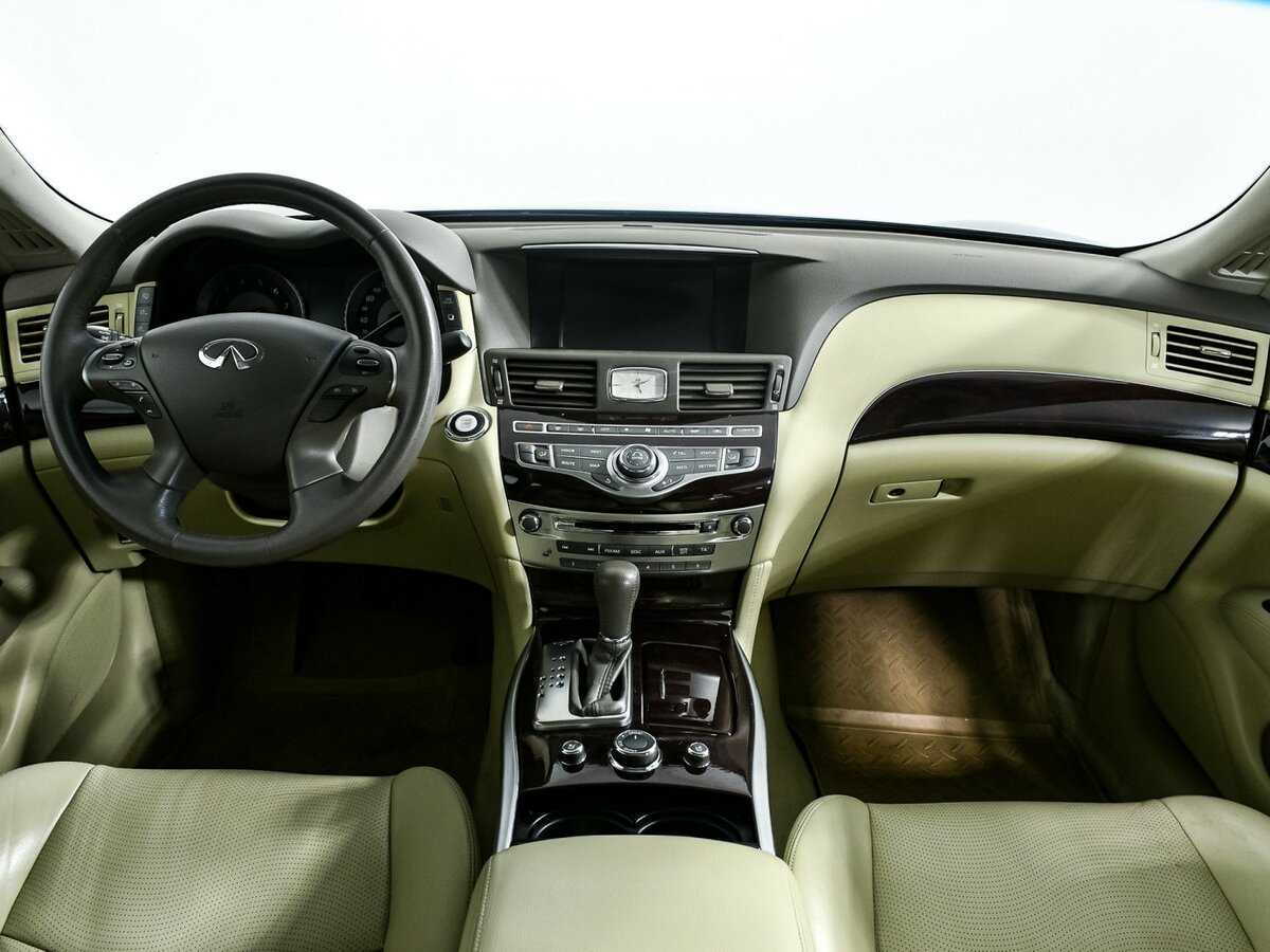 Купить Infiniti Q70, 2016, 101 270 км.. Фото: #8