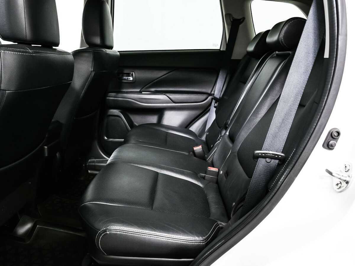 Купить Mitsubishi Outlander, 2014, 97 259 км.. Фото: #11