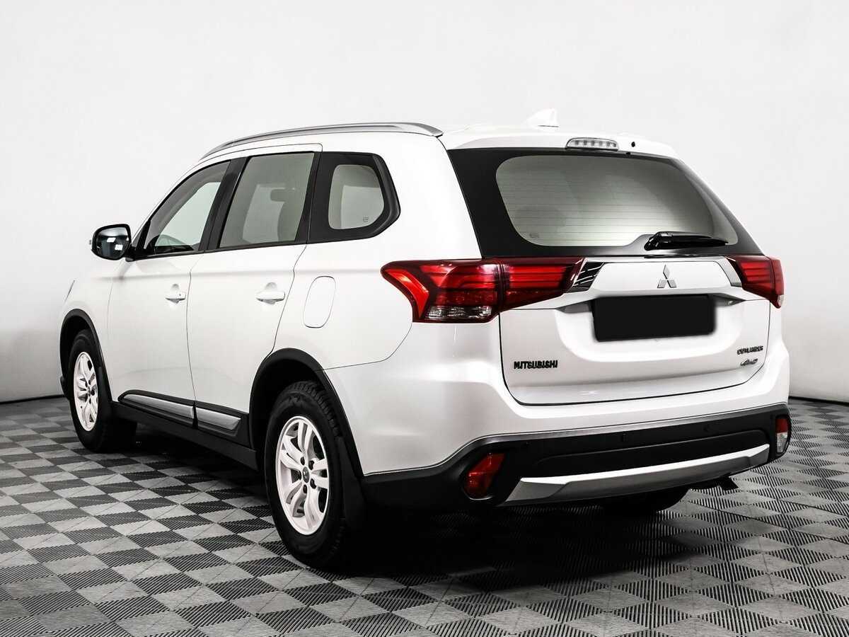 Купить Mitsubishi Outlander, 2017, 77 336 км.. Фото: #6