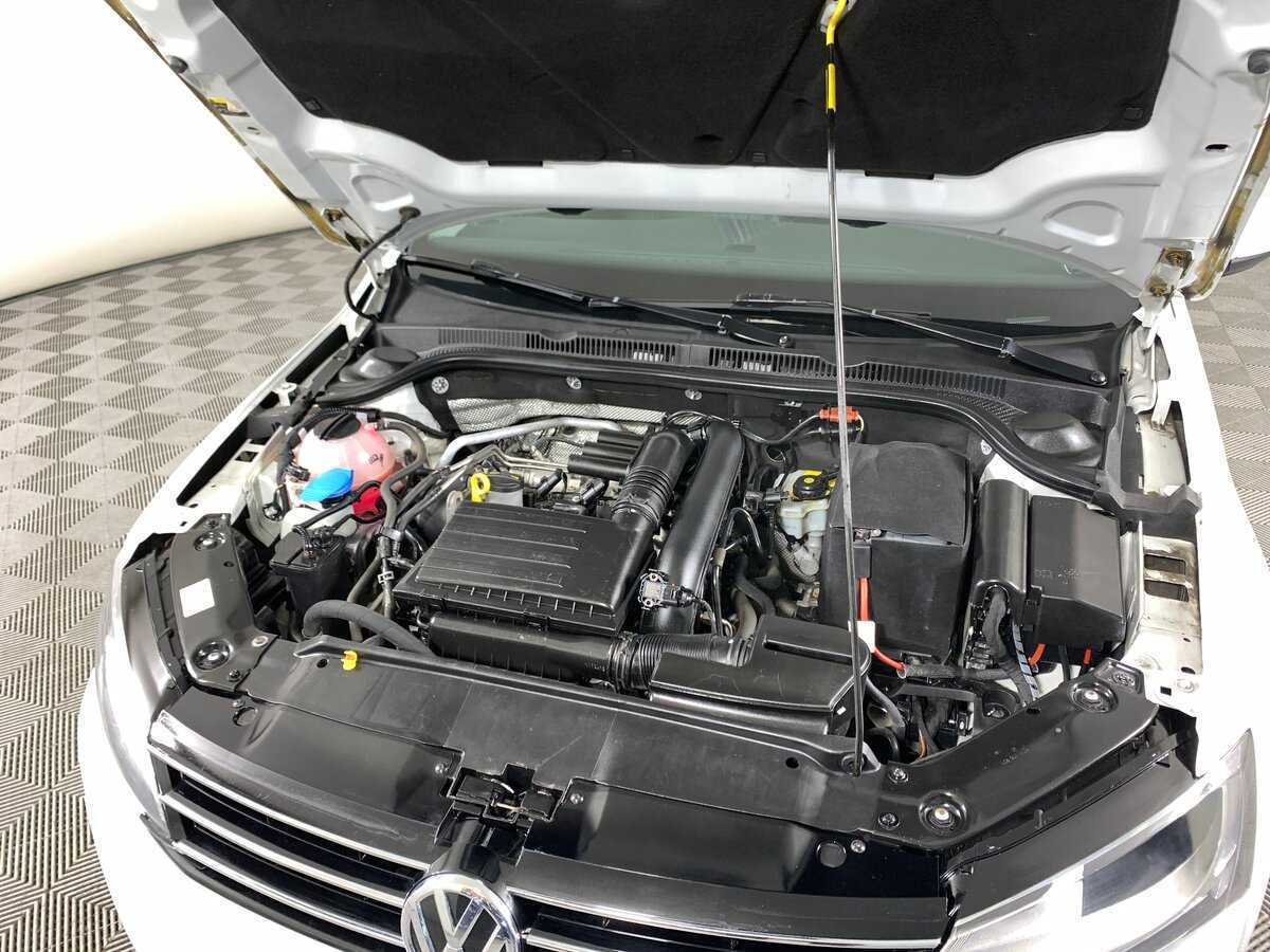 Купить Volkswagen Jetta, 2017, 117 467 км.. Фото: #9