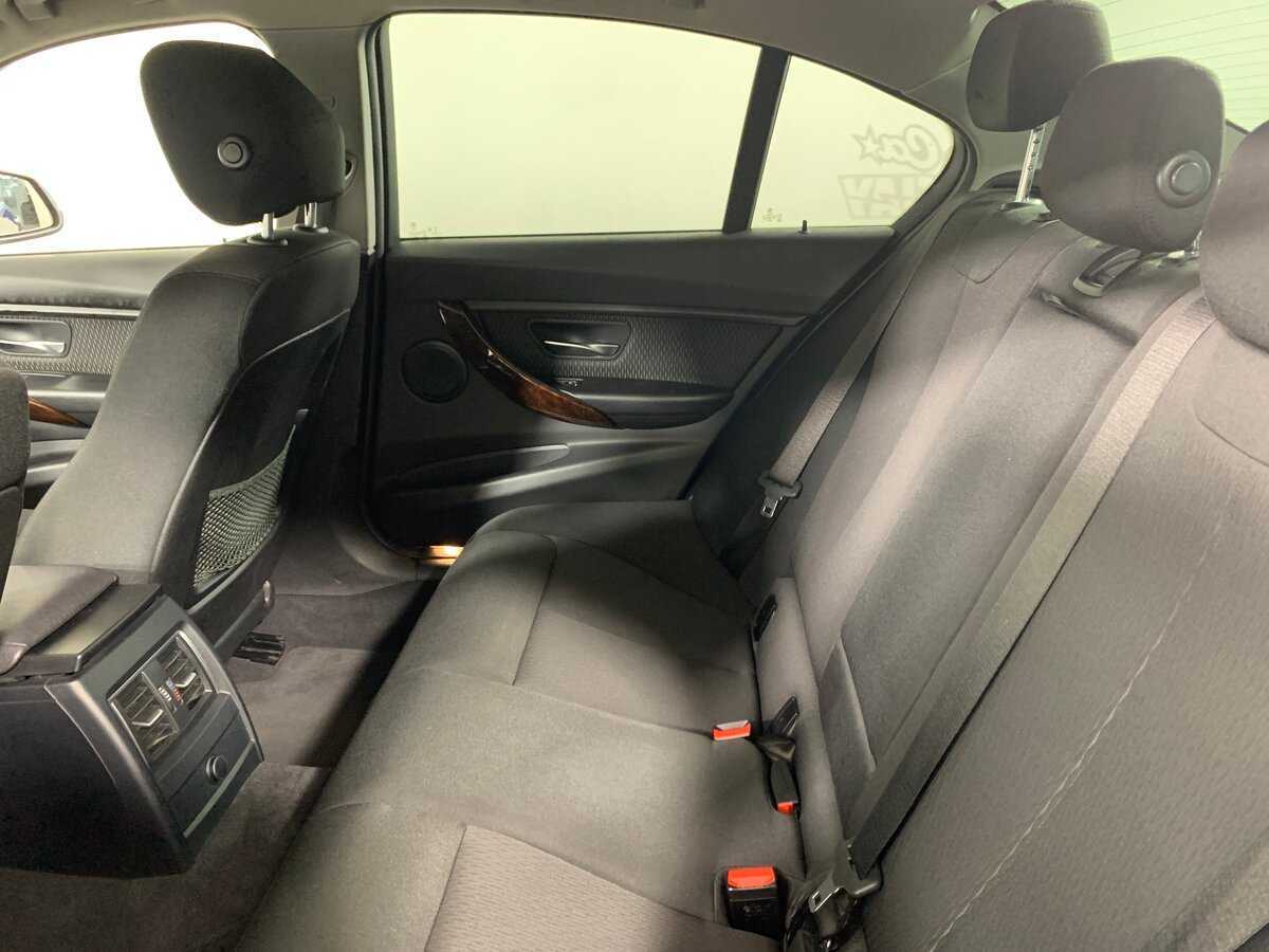 Купить BMW 3 серии, 2017, 205 019 км.. Фото: #15