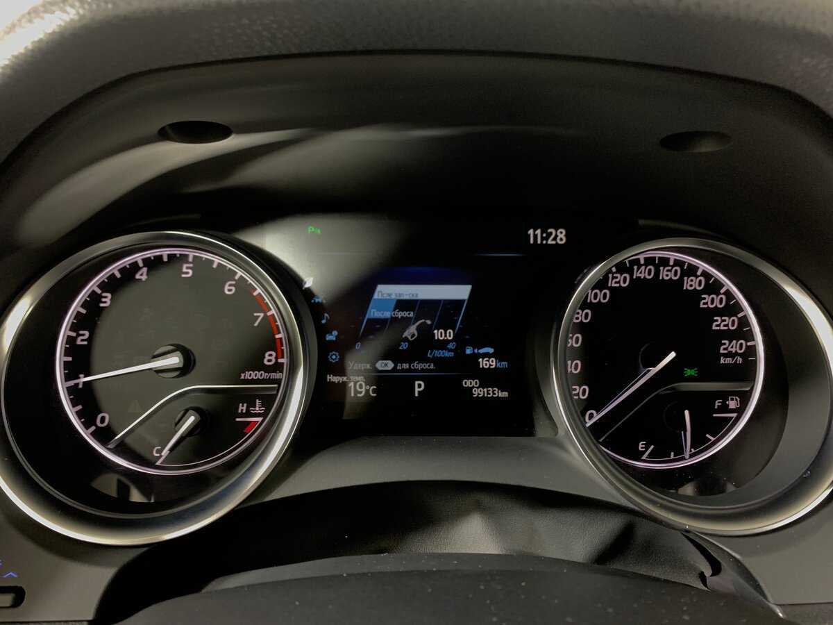 Купить Toyota Camry, 2020, 99 132 км.. Фото: #14