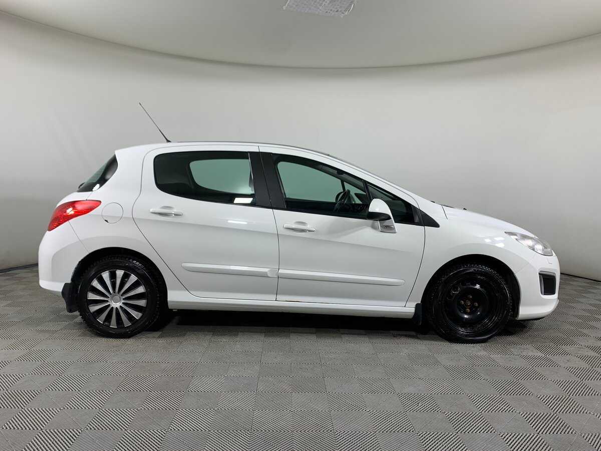 Купить Peugeot 308, 2012, 144 672 км.. Фото: #3