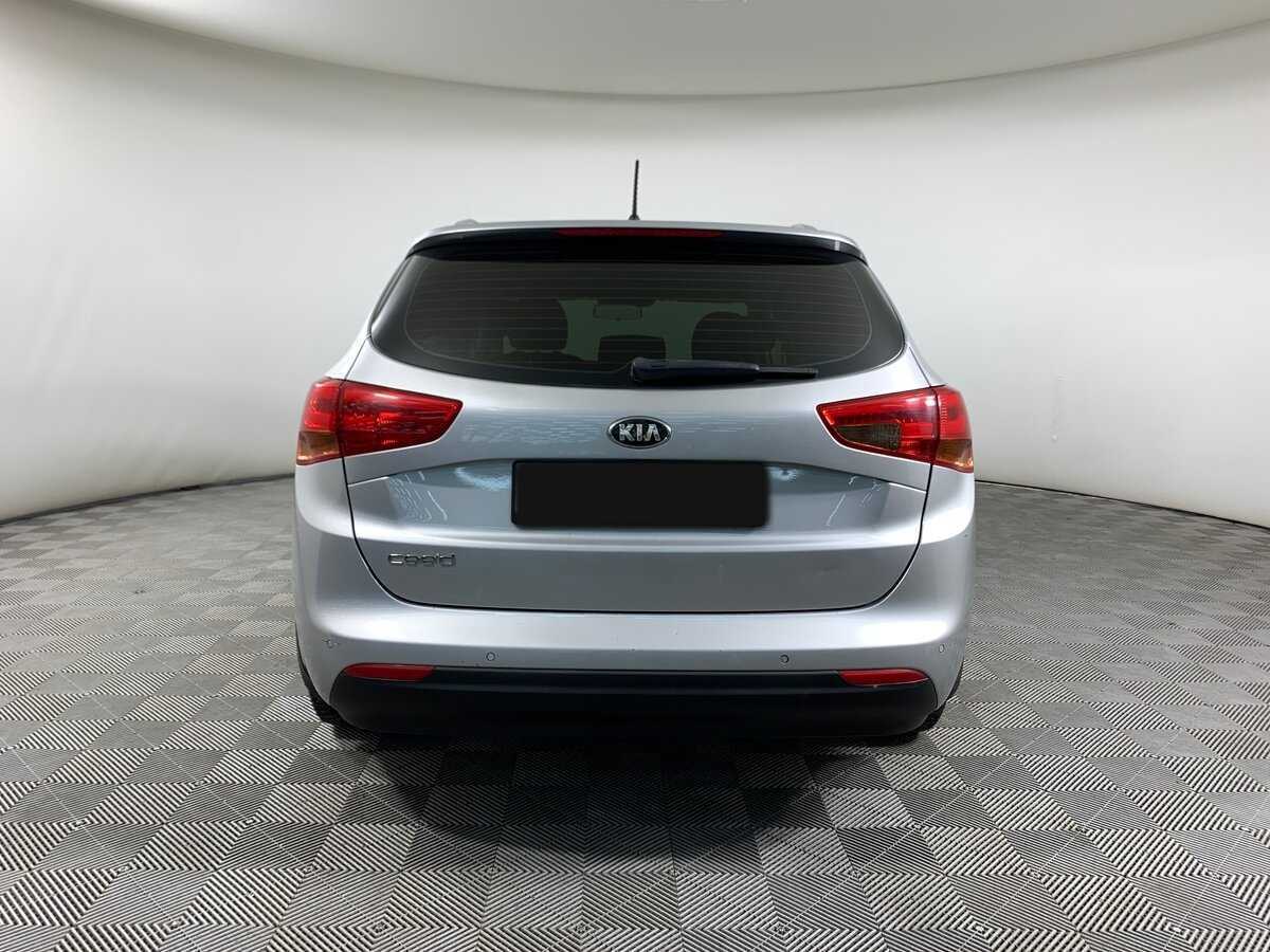 Купить Kia Ceed, 2013, 207 187 км.. Фото: #5