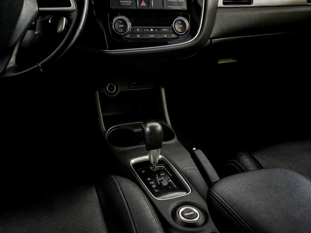 Купить Mitsubishi Outlander, 2012, 202 443 км.. Фото: #10