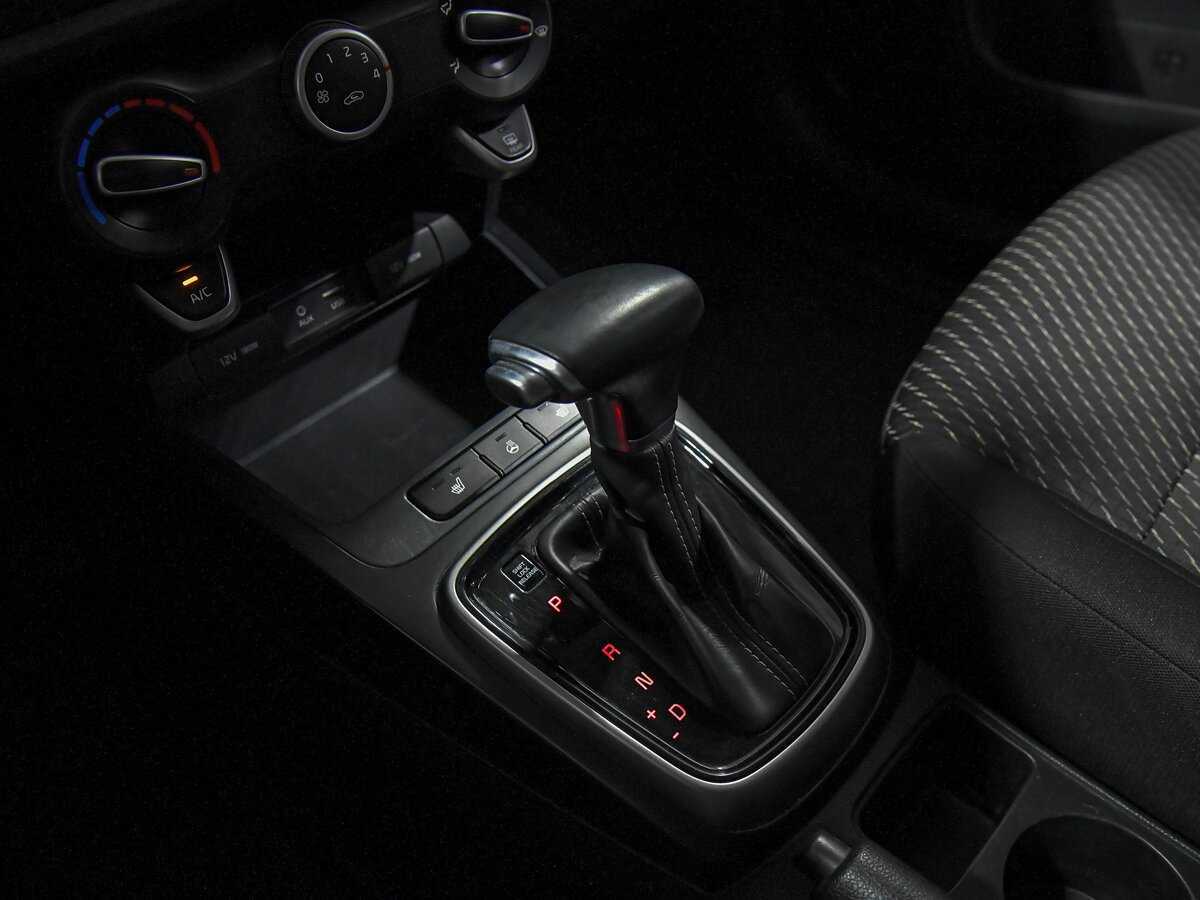 Купить Kia Rio, 2018, 83 331 км.. Фото: #10