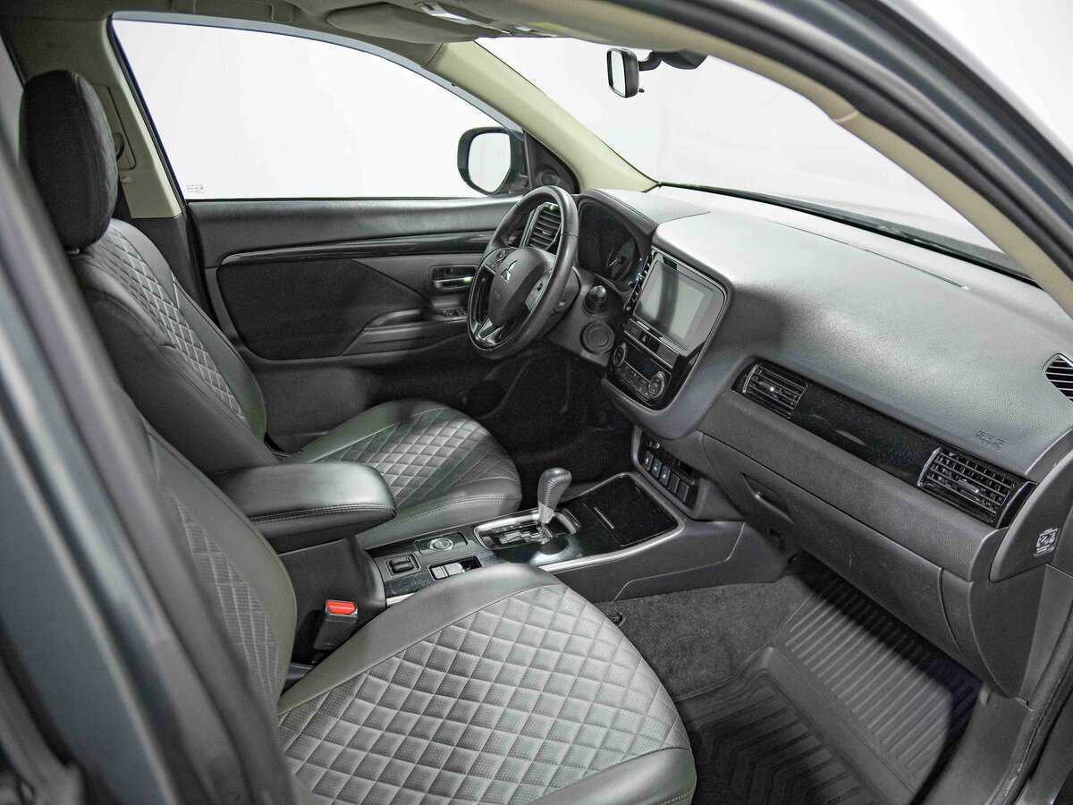 Купить Mitsubishi Outlander, 2018, 147 287 км.. Фото: #17