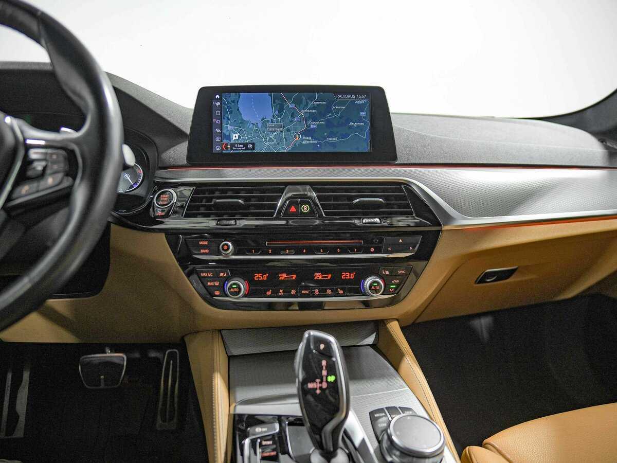 Купить BMW 5 серии, 2017, 145 862 км.. Фото: #8