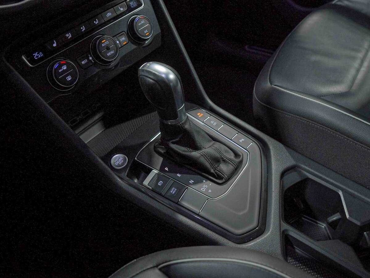Купить Volkswagen Tiguan, 2018, 144 068 км.. Фото: #9