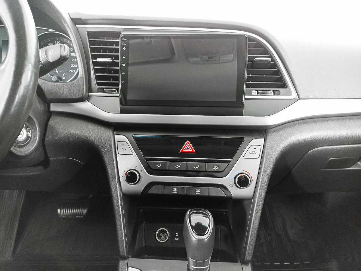 Купить Hyundai Elantra, 2017, 180 577 км.. Фото: #14