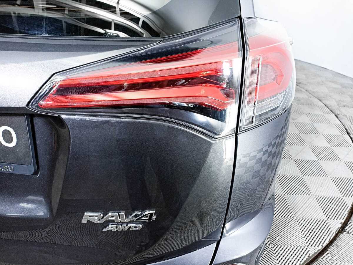 Купить Toyota RAV4, 2015, 61 915 км.. Фото: #8