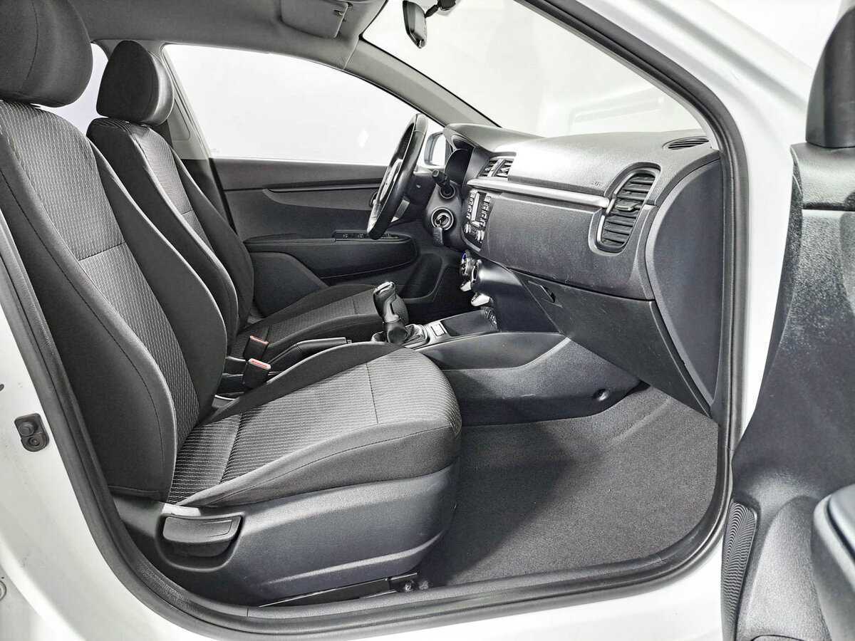 Купить Kia Rio, 2018, 124 511 км.. Фото: #10