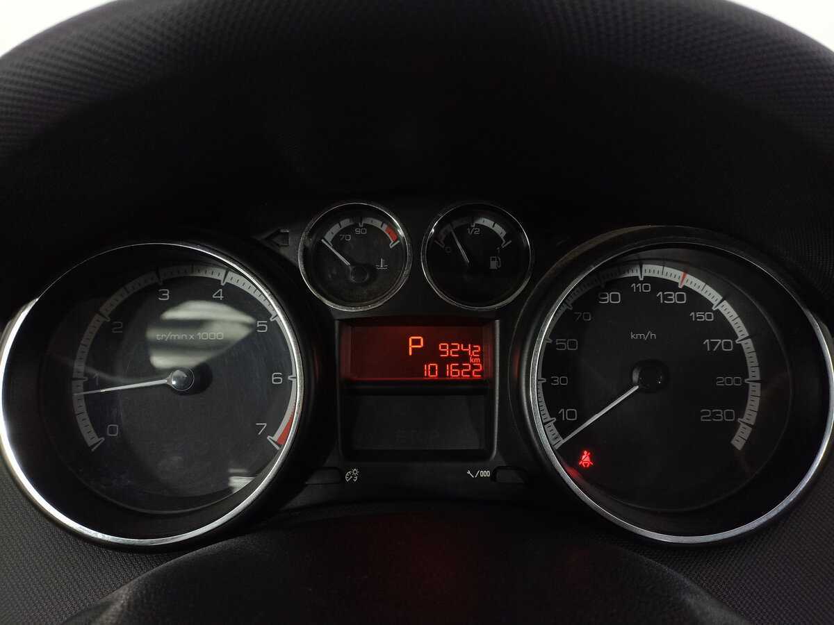 Купить Peugeot 408, 2012, 101 432 км.. Фото: #7