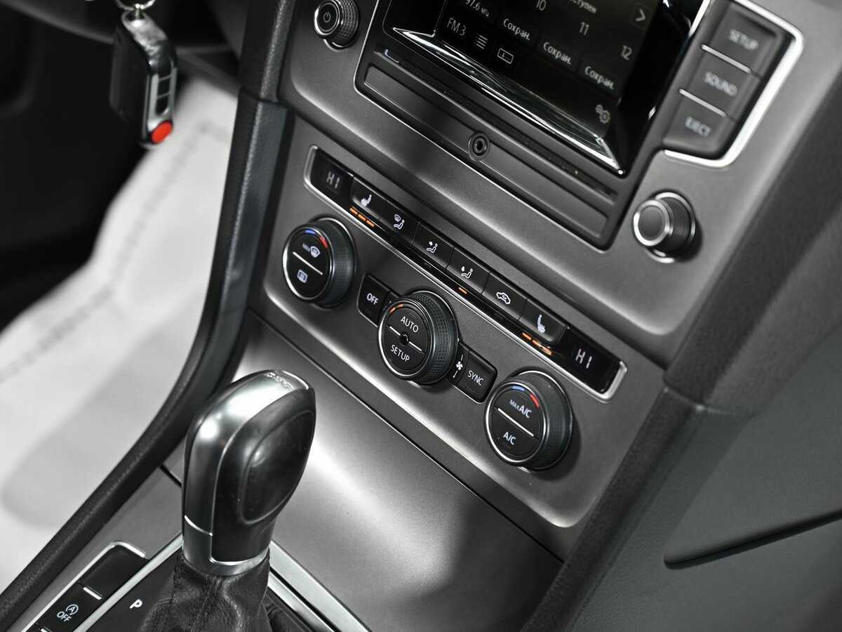 Купить Volkswagen Golf, 2013, 180 500 км.. Фото: #10