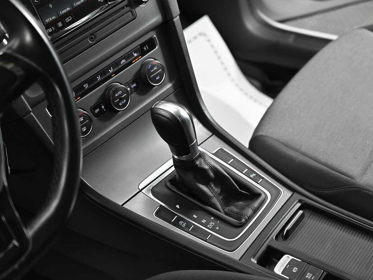 Купить Volkswagen Golf, 2013, 180 500 км.. Фото: #11