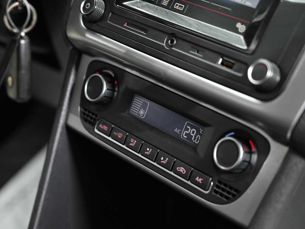 Купить Volkswagen Polo, 2017, 124 000 км.. Фото: #10