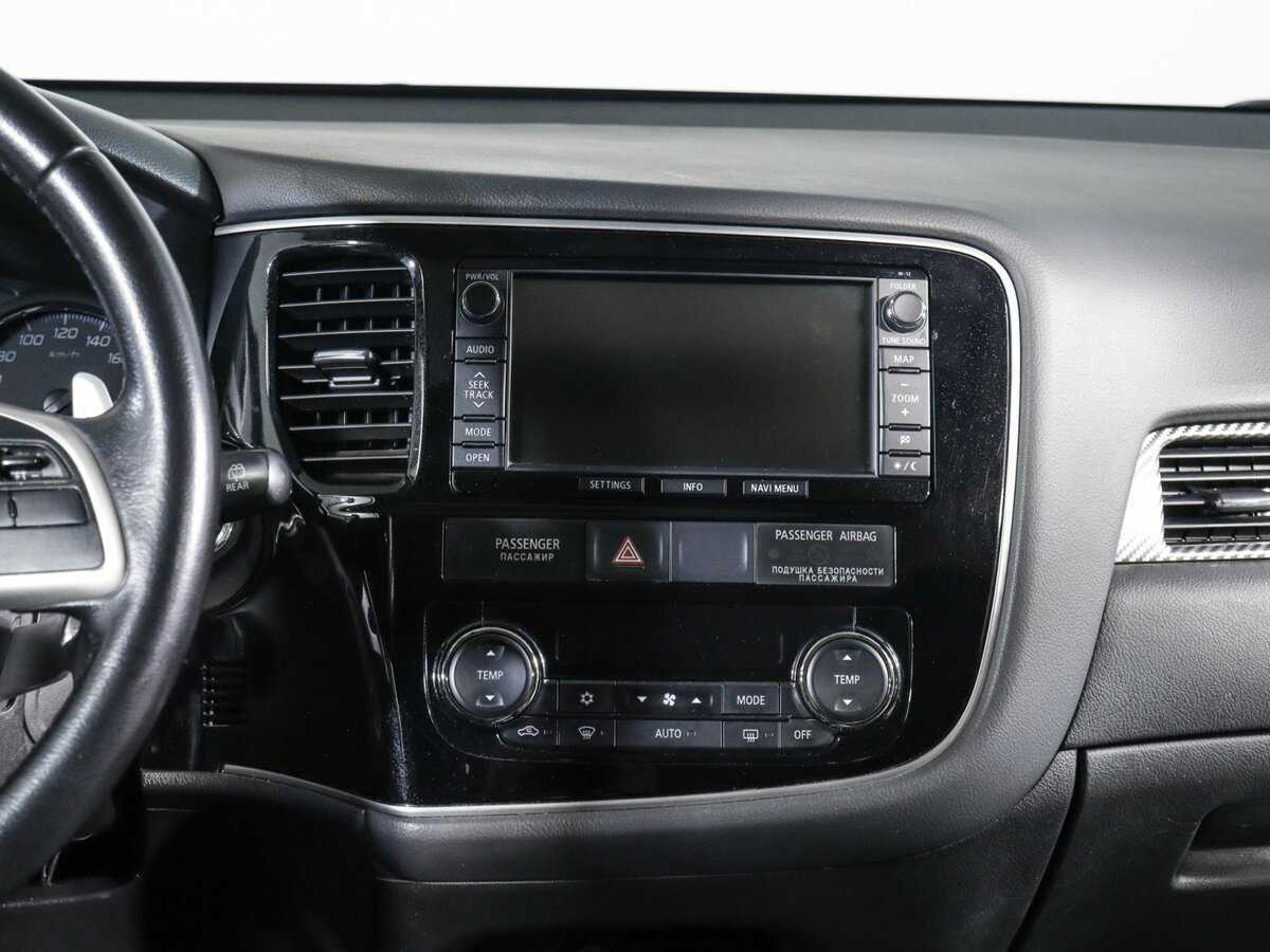 Купить Mitsubishi Outlander, 2014, 67 349 км.. Фото: #6