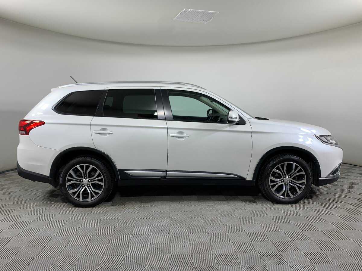 Купить Mitsubishi Outlander, 2016, 162 078 км.. Фото: #3