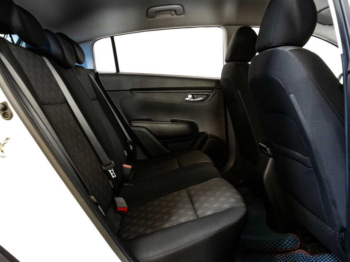 Купить Kia Rio, 2018, 83 940 км.. Фото: #14