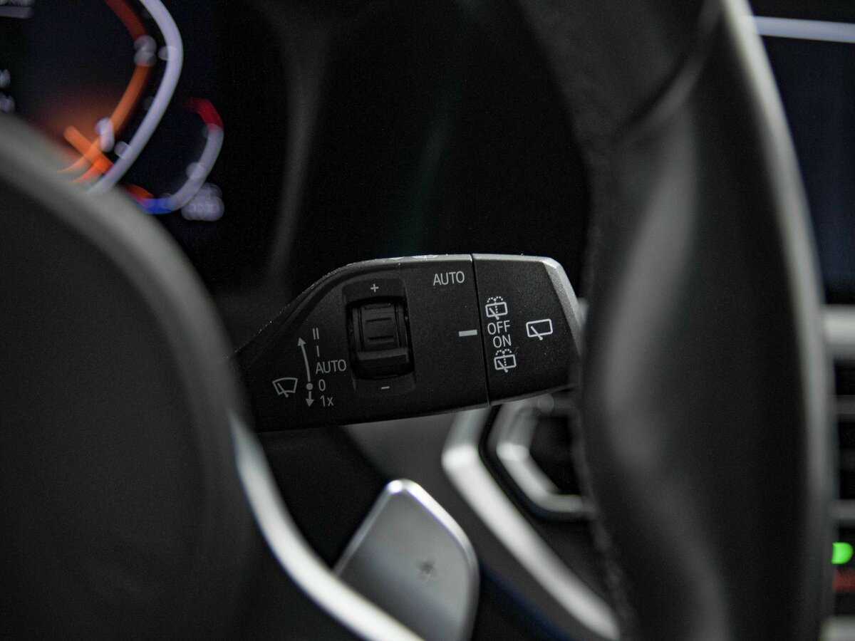 Купить BMW 3 серии, 2019, 174 415 км.. Фото: #9