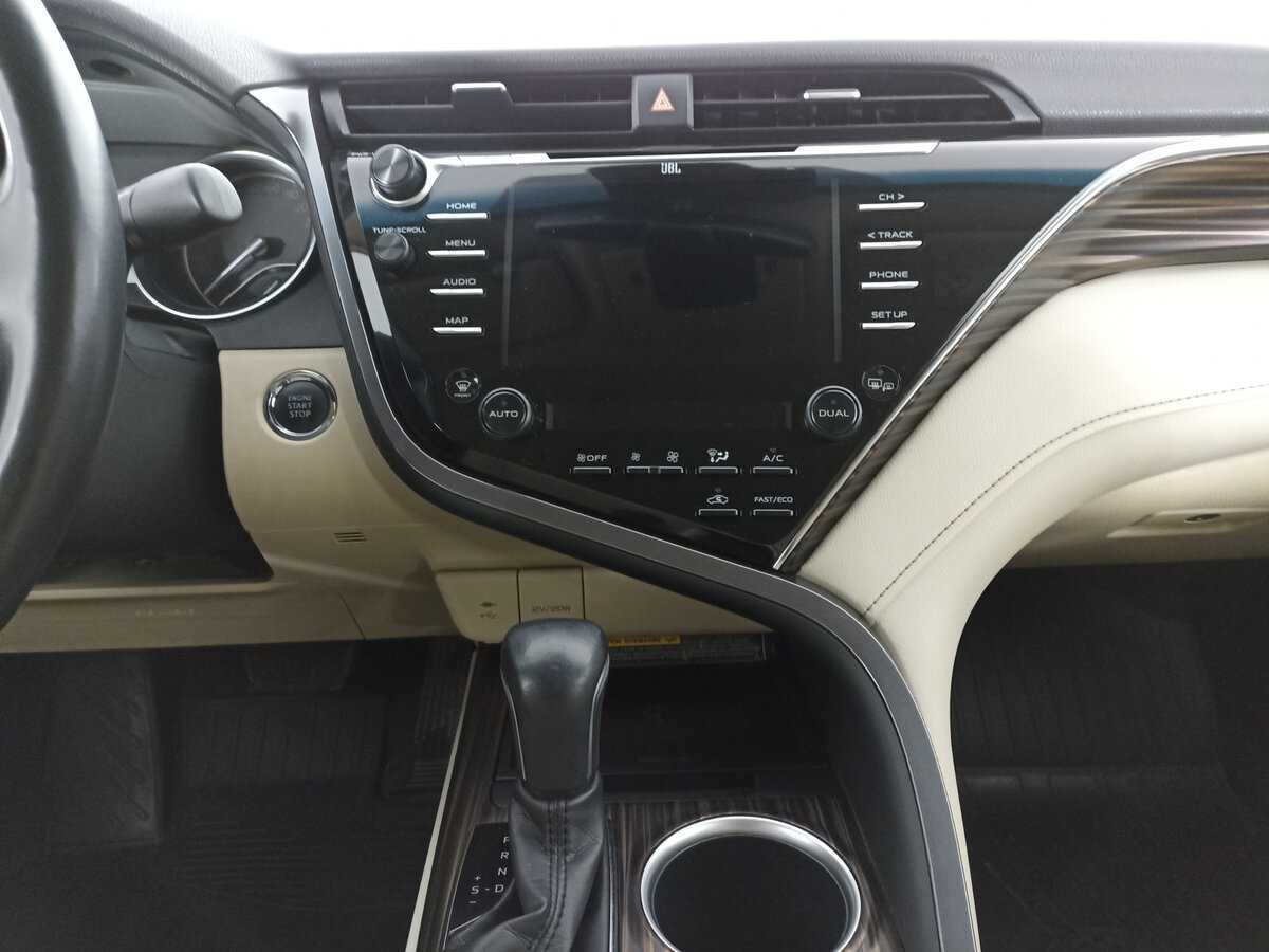 Купить Toyota Camry, 2020, 131 587 км.. Фото: #14