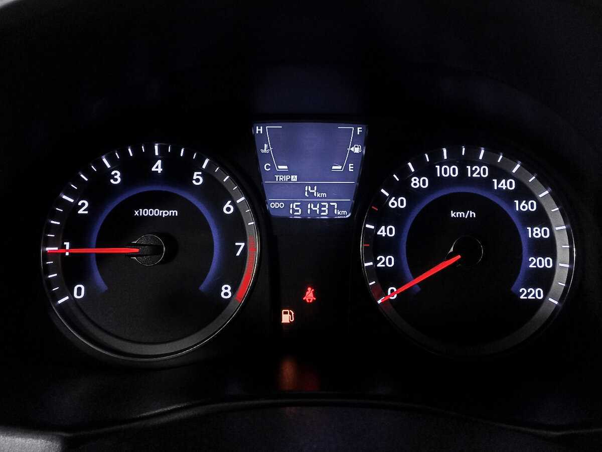 Купить Hyundai Solaris, 2014, 151 383 км.. Фото: #9