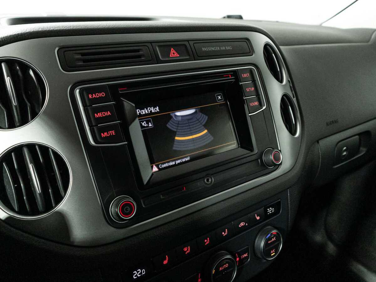 Купить Volkswagen Tiguan, 2015, 53 777 км.. Фото: #15