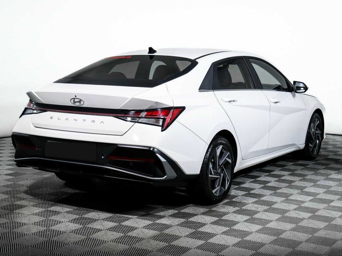 Купить Hyundai Elantra, 2023, 27 783 км.. Фото: #4