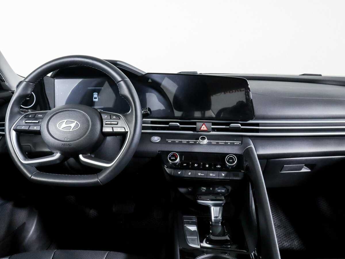 Купить Hyundai Elantra, 2023, 27 783 км.. Фото: #11