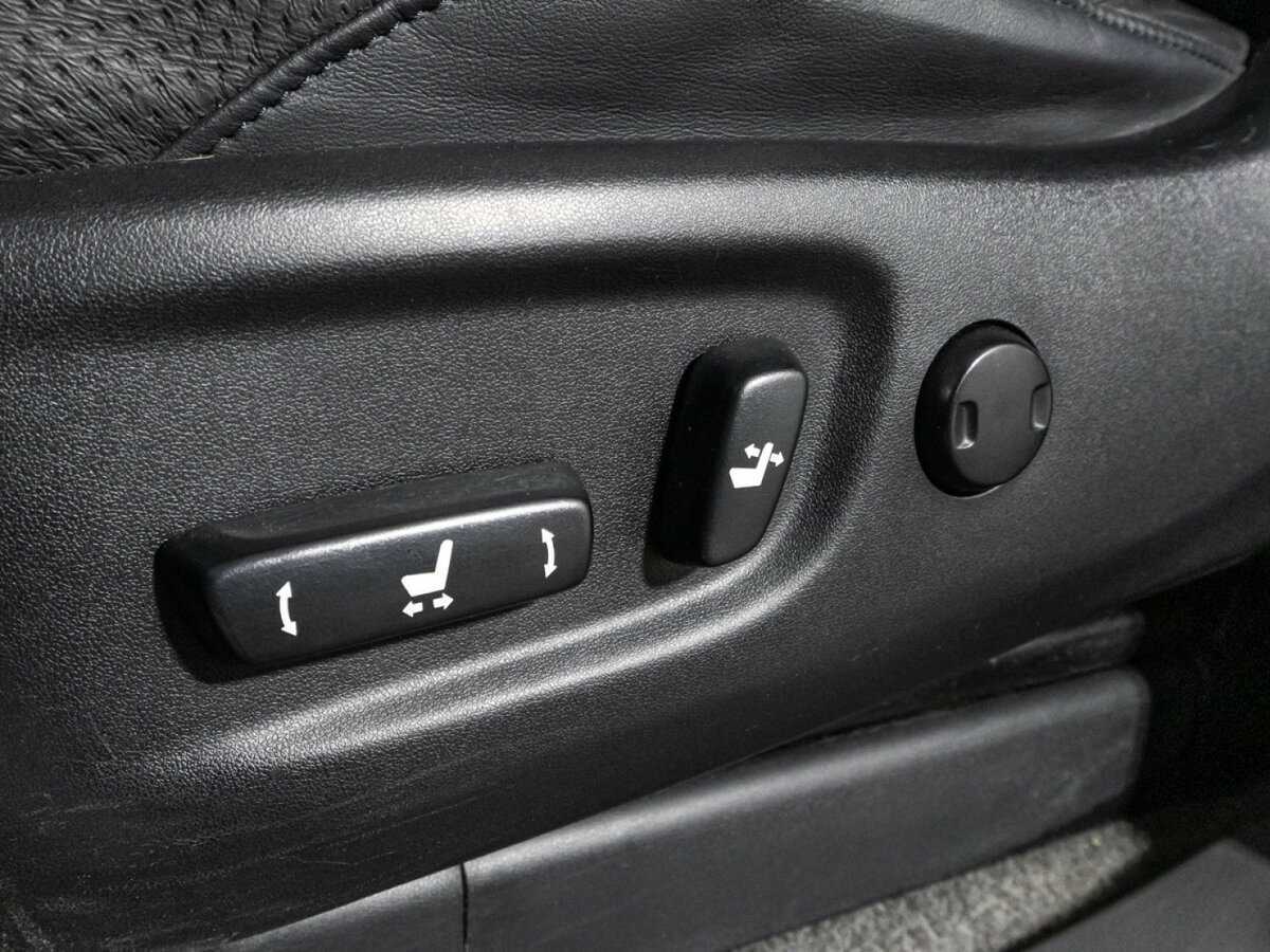 Купить Toyota Land Cruiser Prado, 2012, 154 463 км.. Фото: #13