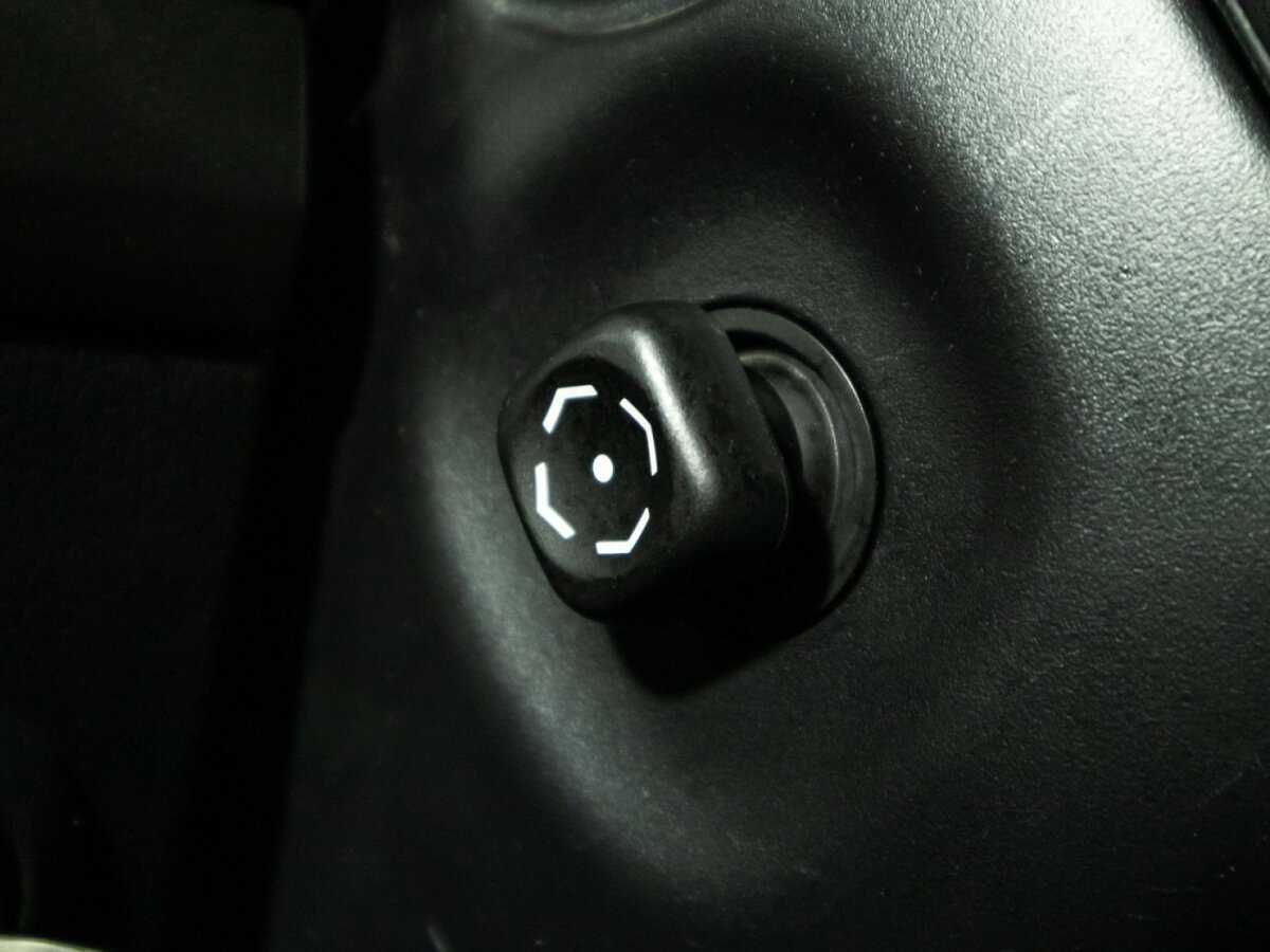 Купить Toyota Land Cruiser Prado, 2012, 154 463 км.. Фото: #18