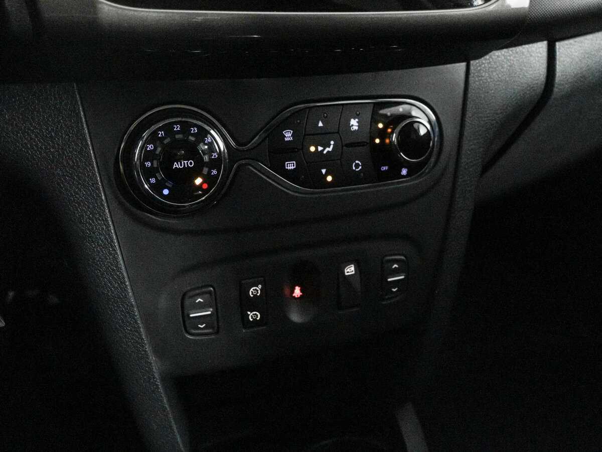 Купить Renault Sandero, 2015, 71 646 км.. Фото: #9