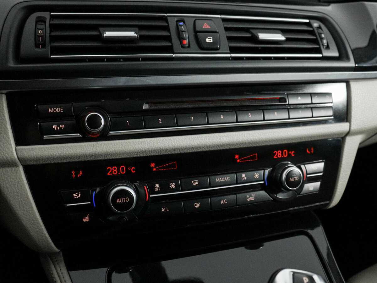 Купить BMW 5 серии, 2013, 127 783 км.. Фото: #11