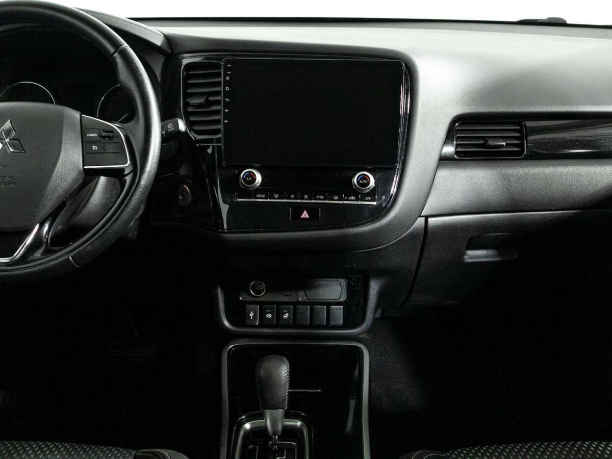 Купить Mitsubishi Outlander, 2021, 94 384 км.. Фото: #12