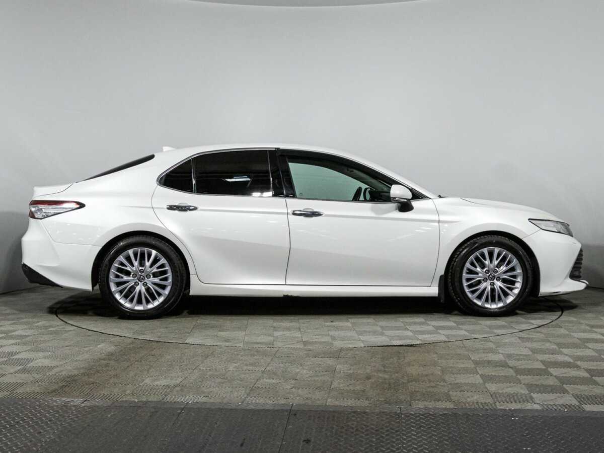 Купить Toyota Camry, 2018, 165 361 км.. Фото: #3