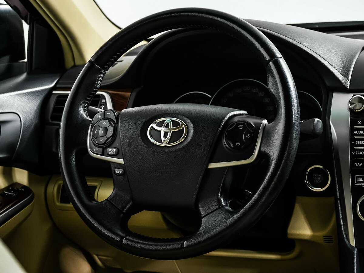 Купить Toyota Camry, 2013, 146 268 км.. Фото: #11