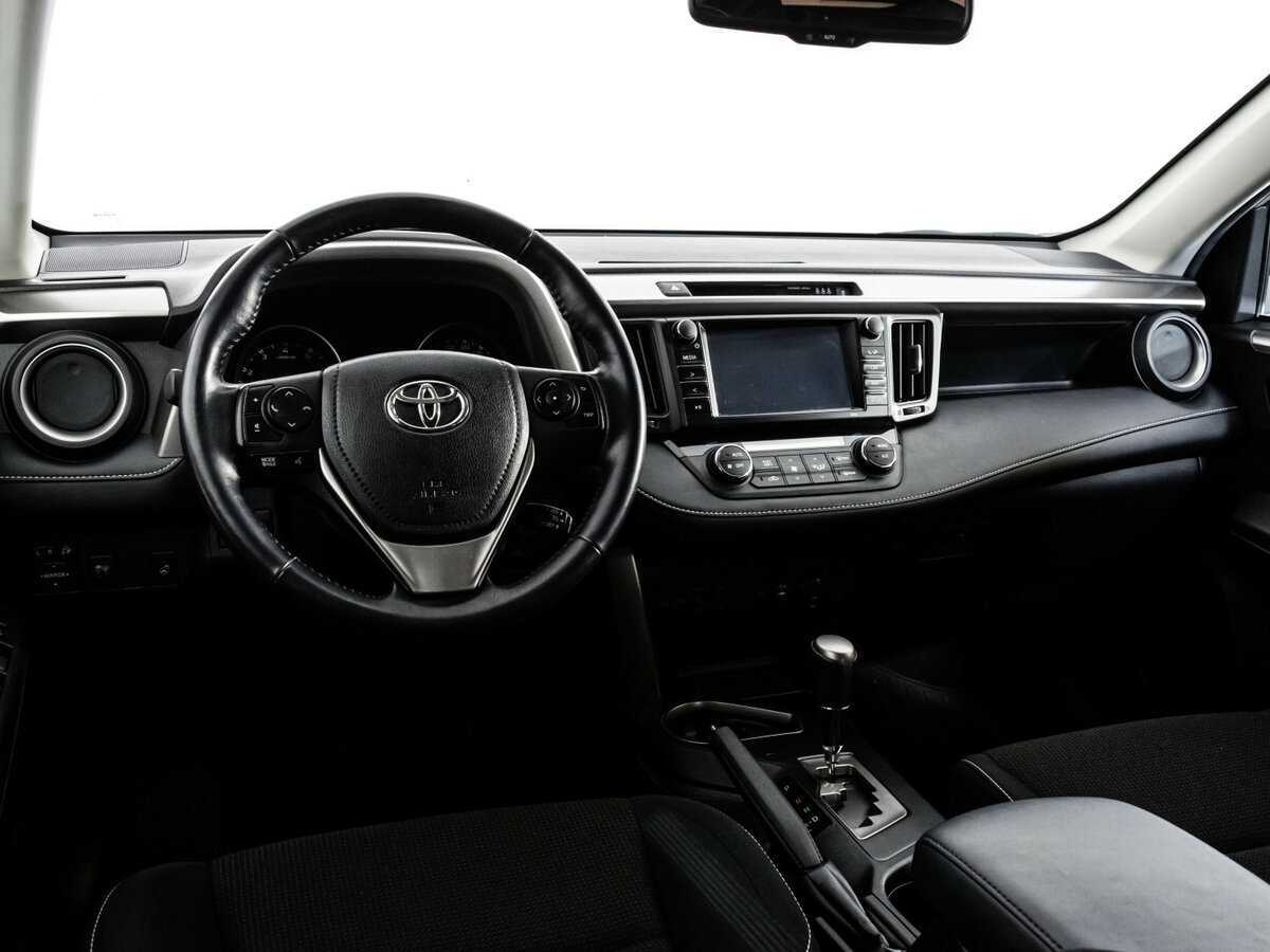 Купить Toyota RAV4, 2017, 63 389 км.. Фото: #8