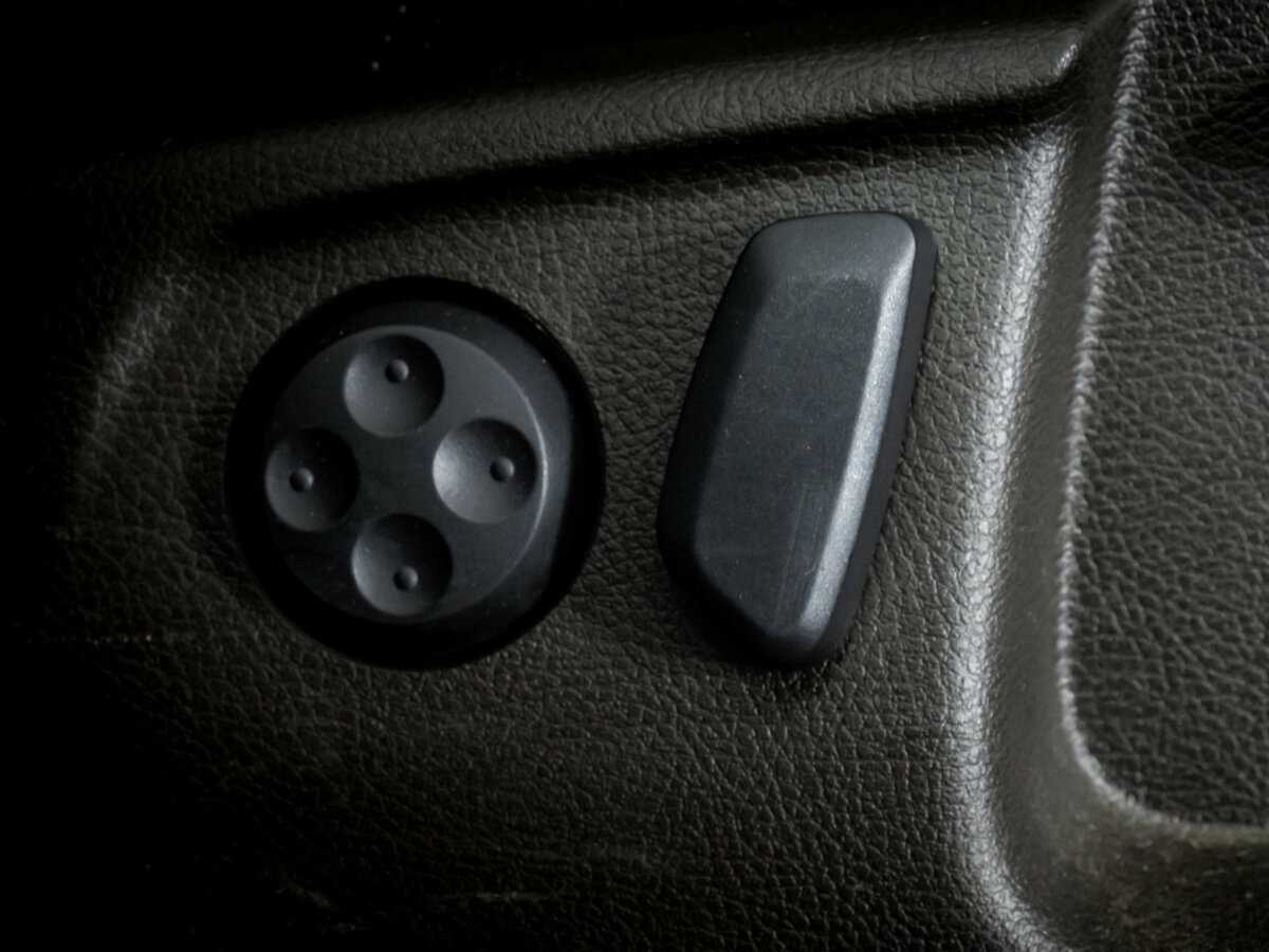 Купить Volkswagen Passat, 2012, 245 842 км.. Фото: #15